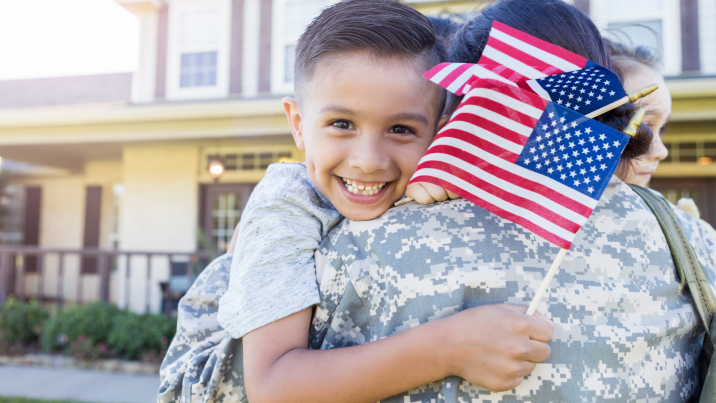 customers doing a flooring quiz to find the right floor for their home